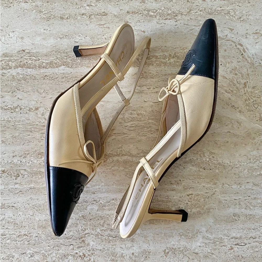 Vintage Chanel CC Bow Cap Toe Slingback Heels - Picture 8 of 10